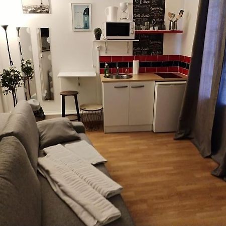 Studio Rue De La Sante Paris Luaran gambar