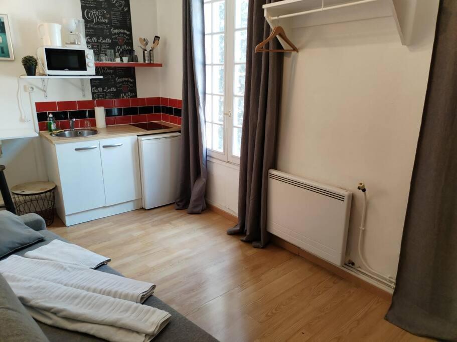 Studio Rue De La Sante Paris Luaran gambar